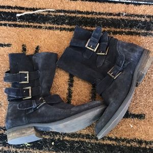 Steve Madden combat boots size 5.5